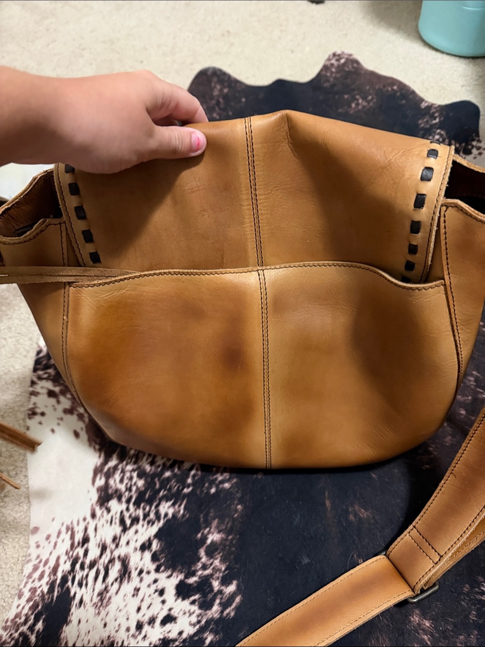 STS Ranchwear Tan Leather Crossbody with Buckle Detail - Picture 3 of 6